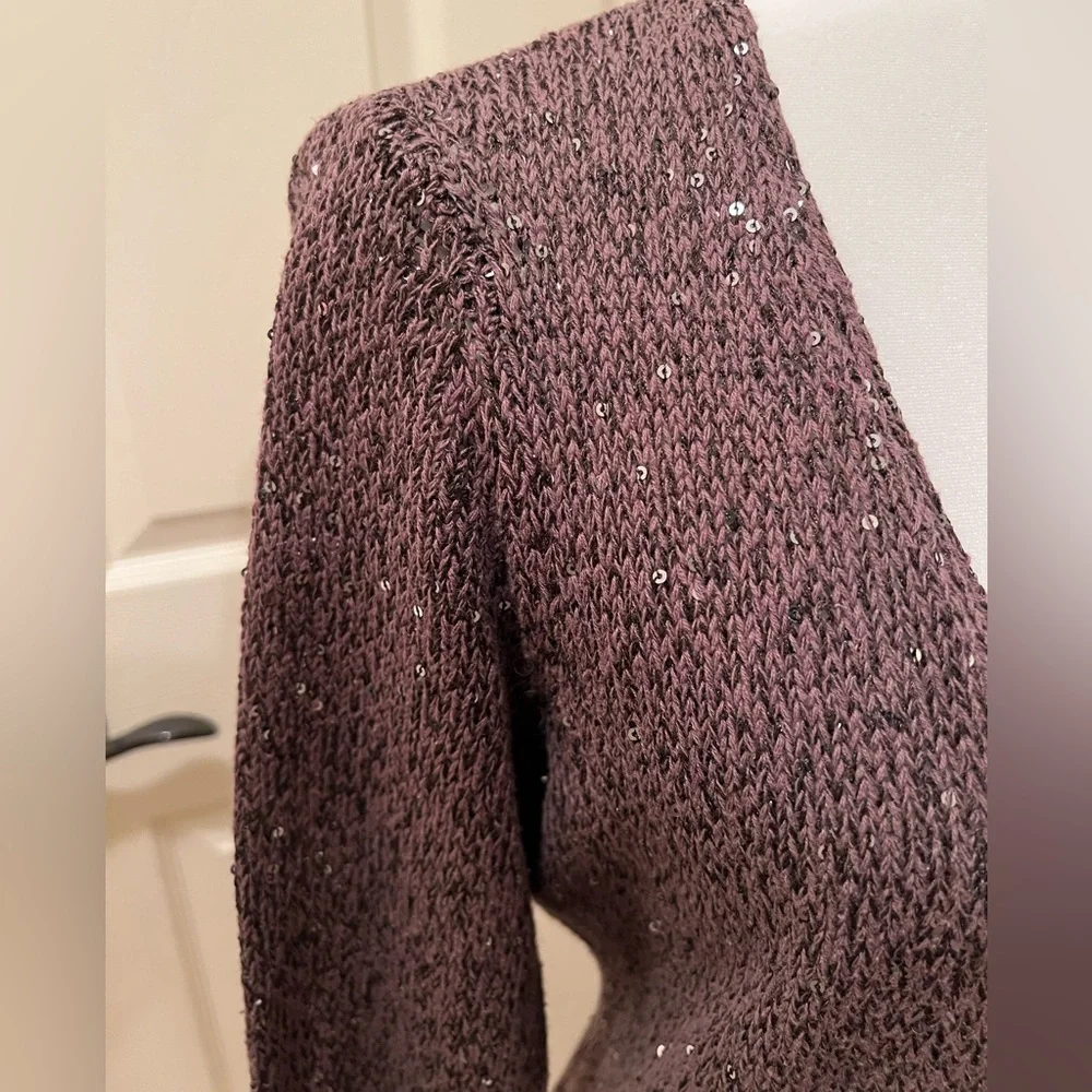 Open Sweater. - Picture 4 of 6